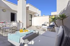 Apartment in Málaga -  -MalagaSunApts-Centre, PRIVATE Terrace,Pool & Parking